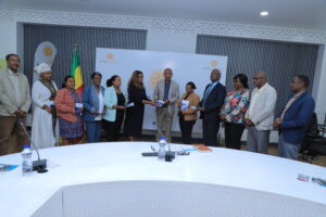 በቀጣይ ጊዜ በሚደረገው ሀገራዊ ጉባኤ ላይ የሴቶች ተሳትፎ ጉልህ እንዲሆን ፍላጎት አለን-ኮሚሽነር ፕ/ር መስፍን አርአያ